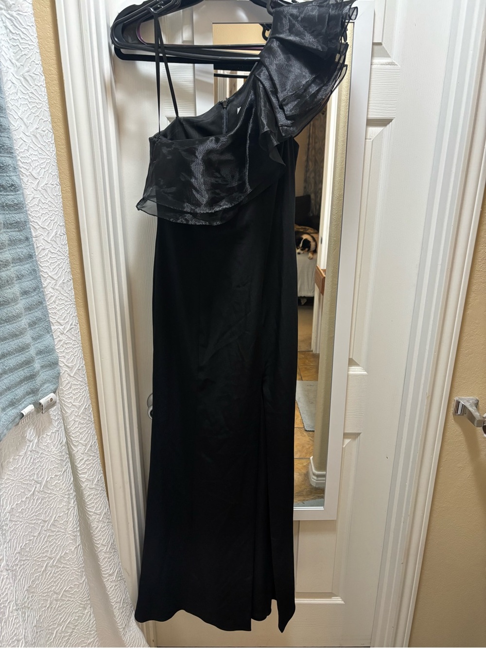 Mac Duggal black formal dress, size 0. NWT